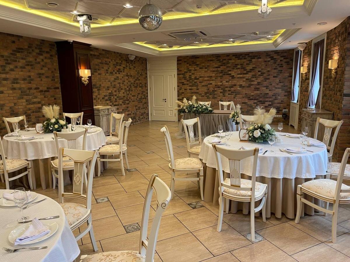 Симпатичный зал