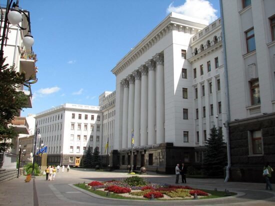     здание офиса президента украины