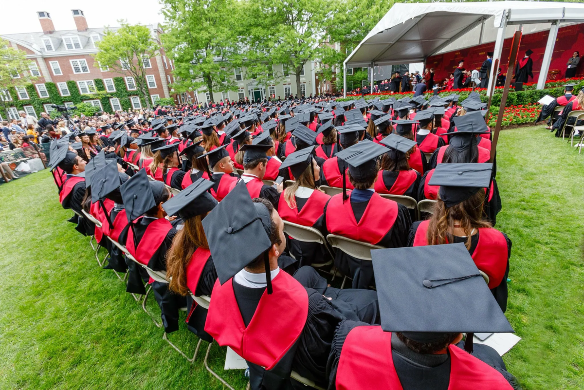 Гарвардский университет студенты. Американский колледж гарвард. Школа гарвард. Китайские выпускники гарварда. Гарвардский университет выпускники гарвардского.