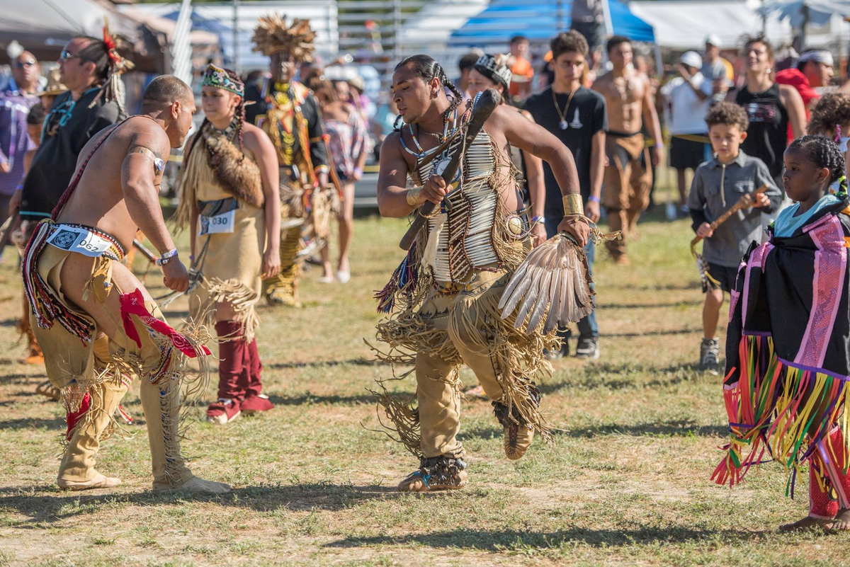 Индейцы вампаноаги. Игра "индейцы". Чанки игра индейцев. Seaconke Wampanoag Tribe.