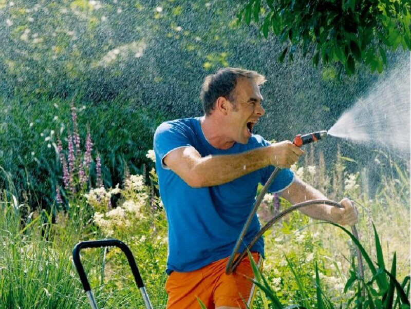 Тяготы ручного полива в прошлом