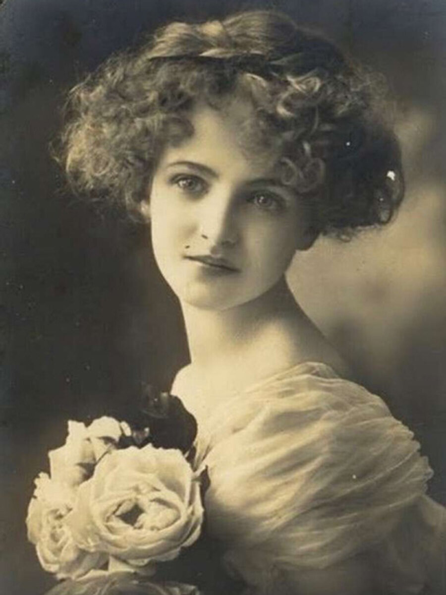 Изображение из открытых источников: красота и очарование не спасли ещё одну жертву жестокого мира Бланш Монье, как и Олю Мещерскую.