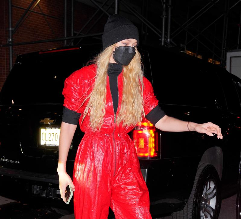 Джиджи Хадид сменила цвет волос, Legion-Media