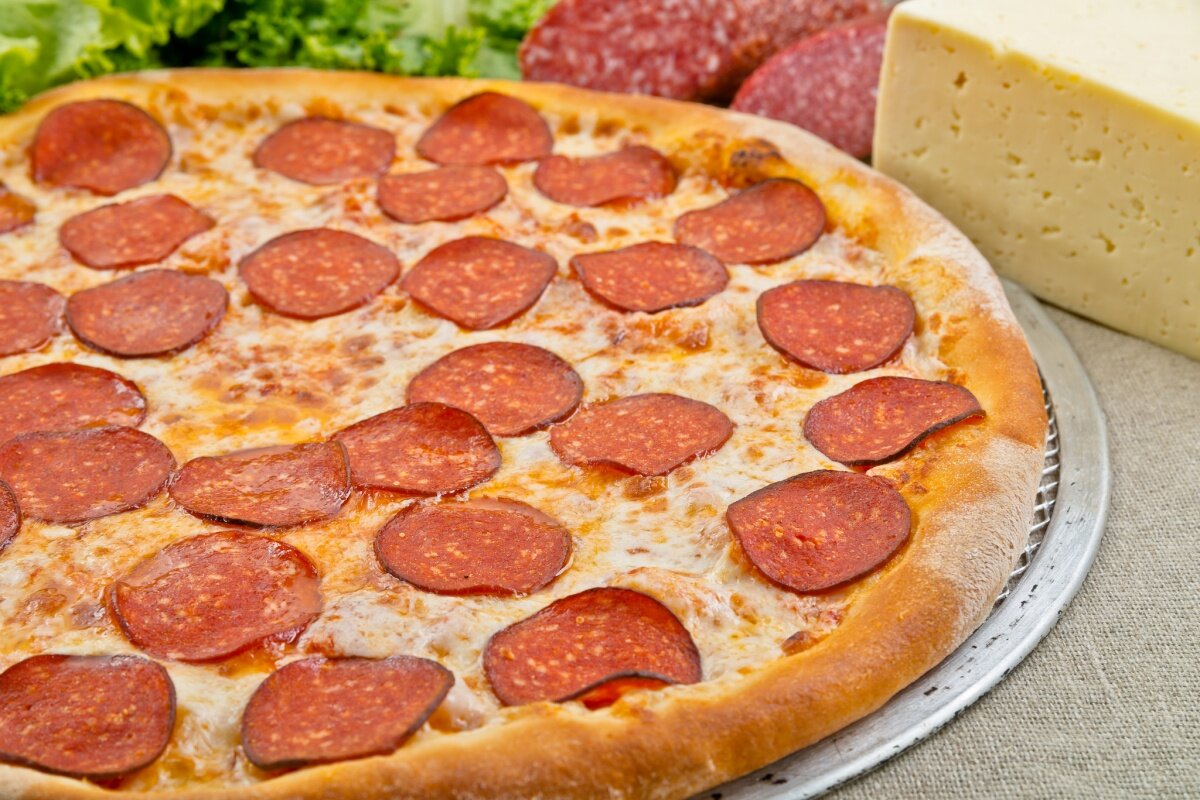 Источник: https://dorios.ru/pizza/pepperoni/