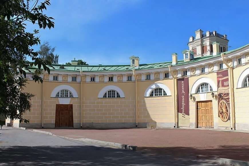 Музей "Придворный экипаж в Царском Селе". Дежурные конюшни | Петербург ...