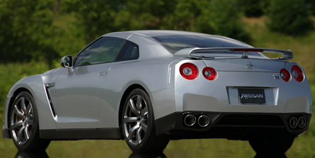 Nissan GT-R
