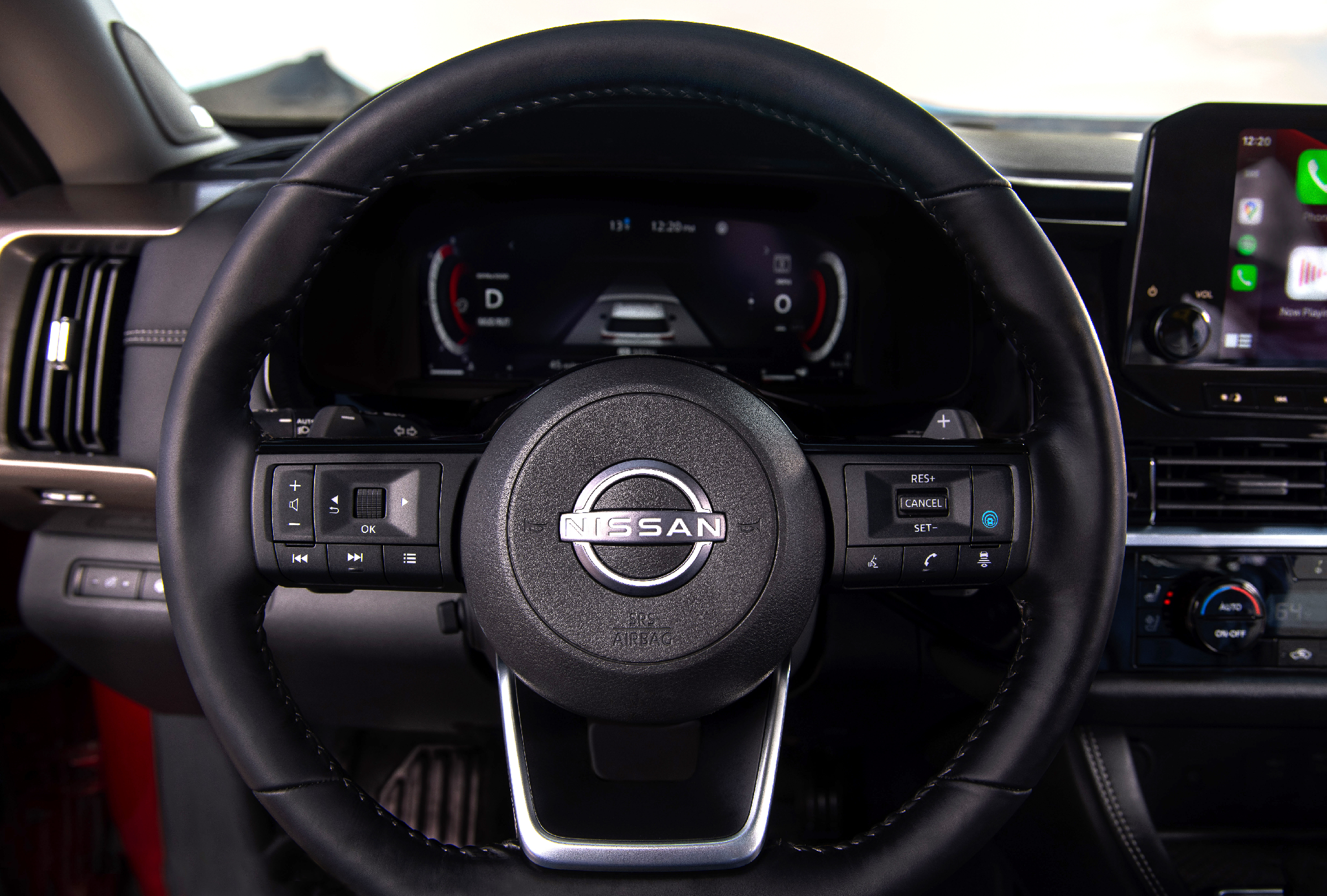 Стала известна цена нового Nissan Pathfinder для России3