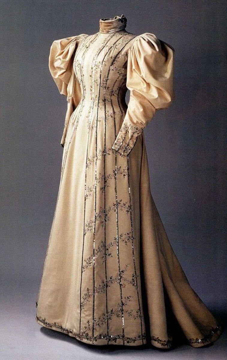 Визитное платье для императрицы Александры Фёдоровны. 2-я пол. 1890-х. 