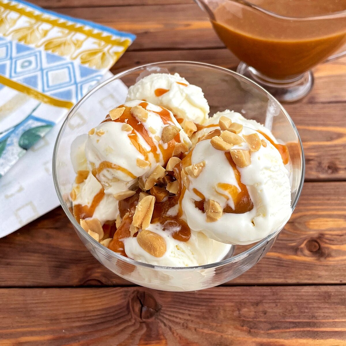 Ванильное мороженое