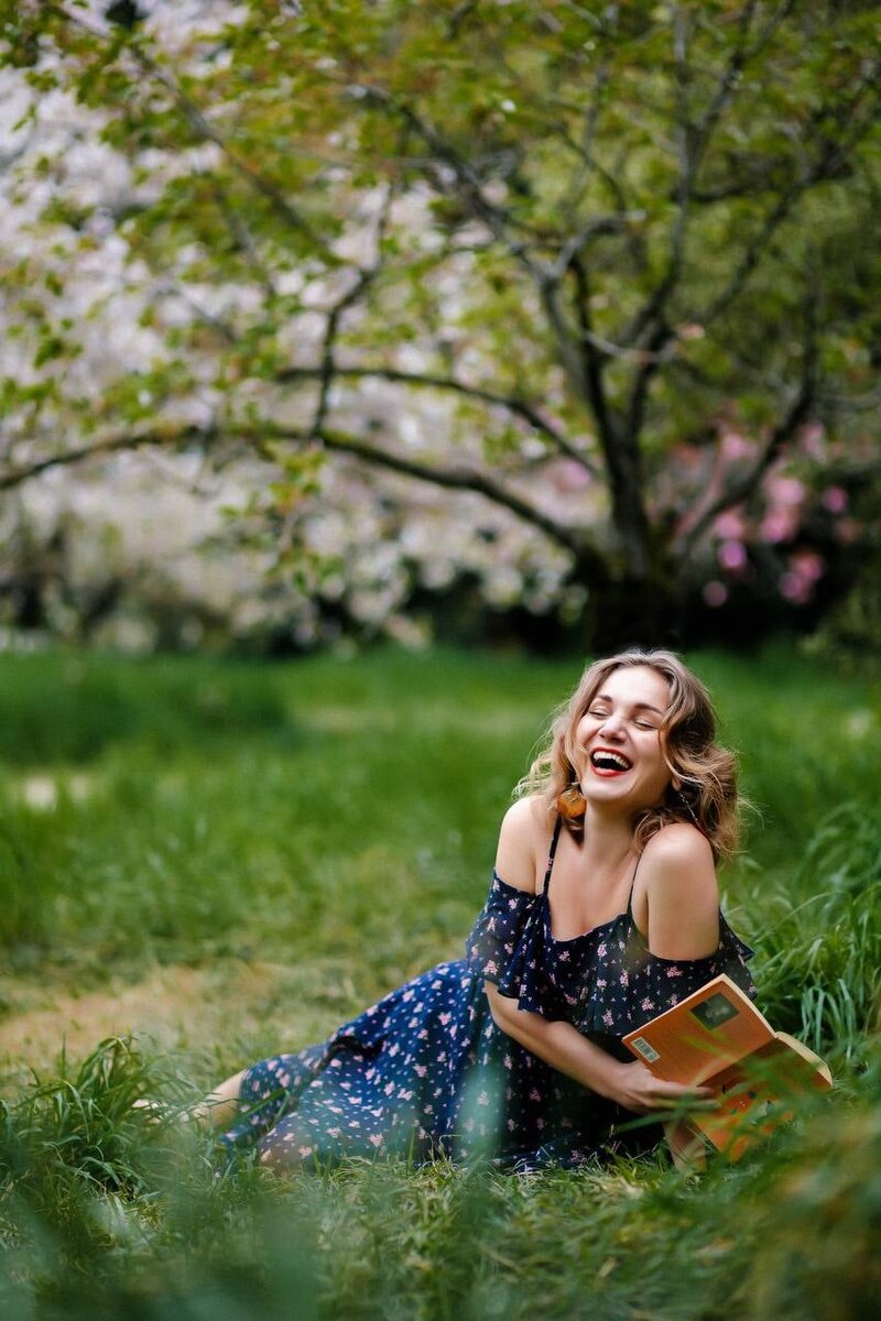 Самая мощная сила Женщина скрыта в ее Тени...