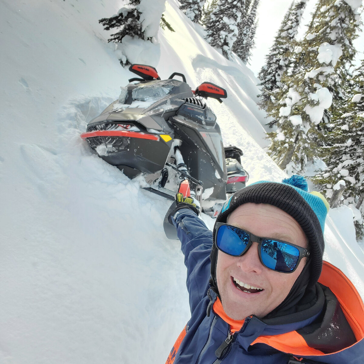 В первый раз прокатился на новом BRP Ski-Doo Summit 850X Expert 