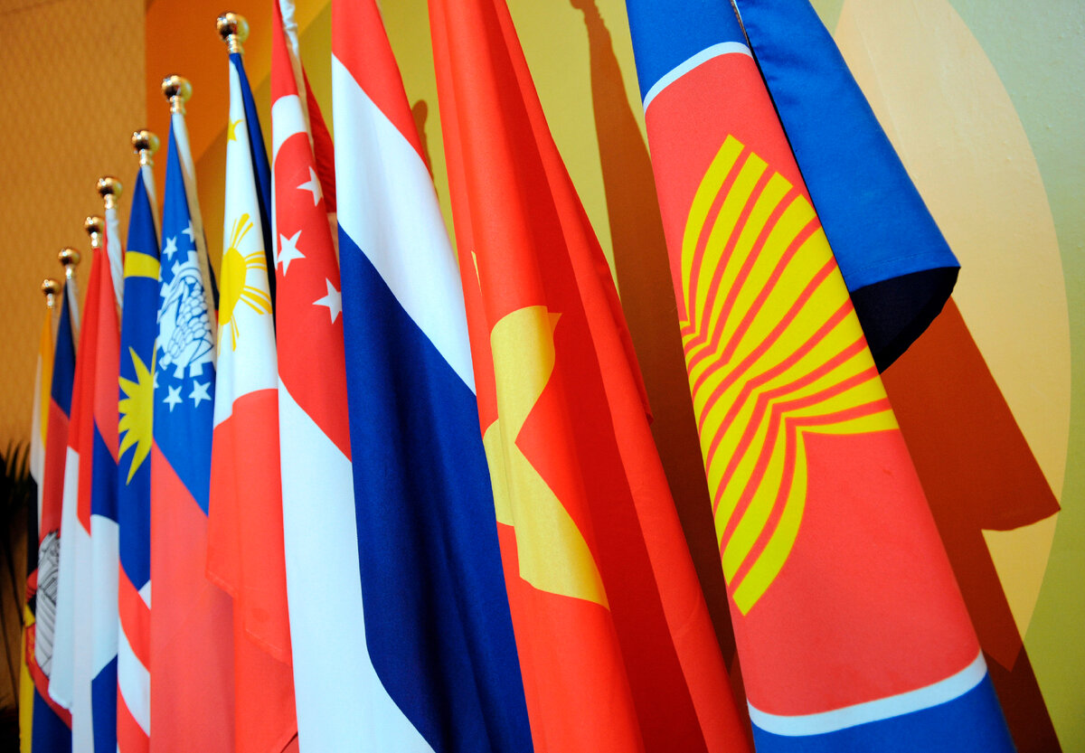 Asean. Ассоциация государств Юго-Восточной Азии флаг. Флаг АСЕАН. АСЕАН +6. ASEAN флаг
