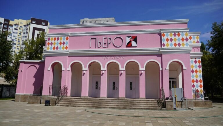    В Оренбурге на ремонт учреждений культуры направлено 114,2 млн рублей Елена Шкатова