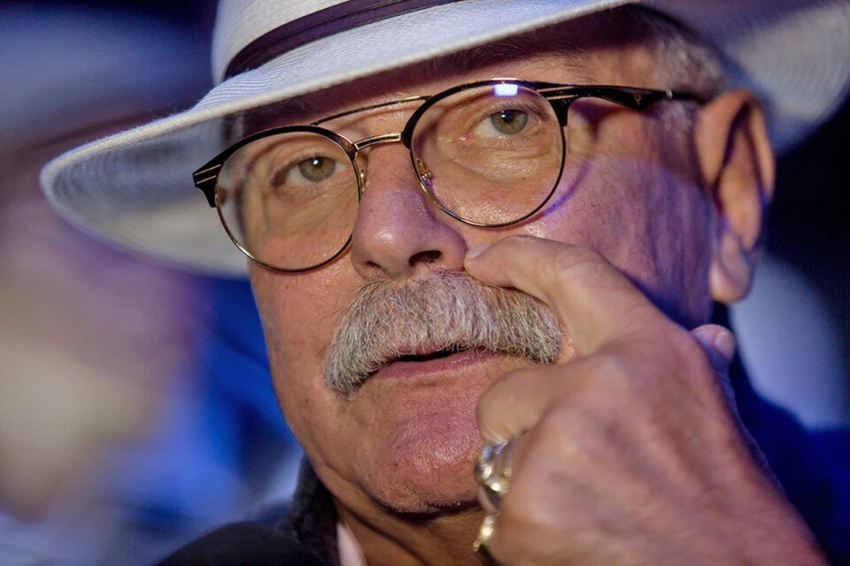   Валерий ЗВОНАРЕВ