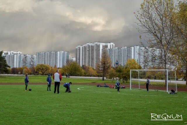    Парк «850-летия Москвы"в Марьино со стороны Поречной улицы Дарья Антонова © ИА REGNUM