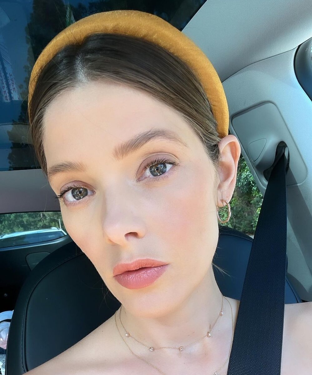 Так сейчас выглядит Эшли Грин в реальной жизни, фото: @ashleygreene