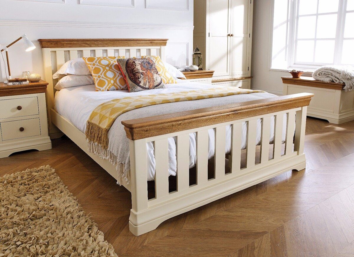 Кровати деревянные из массива