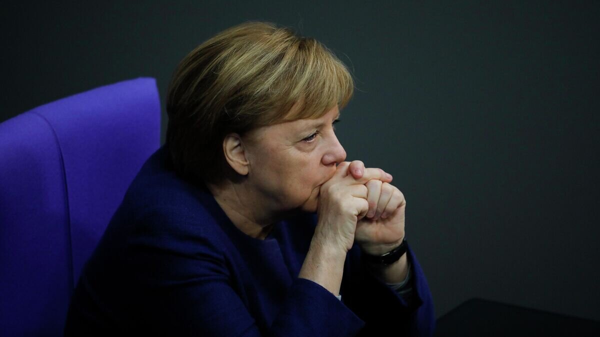    Канцлер Германи Ангела Меркель в Бундестаге, Берлин © AP Photo / Markus Schreiber, file