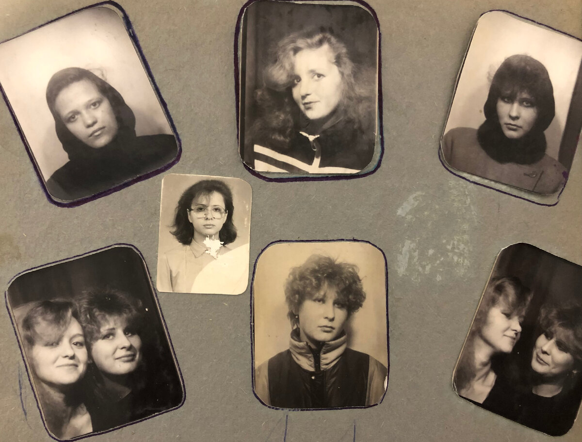 Фото на память из студенческого альбома