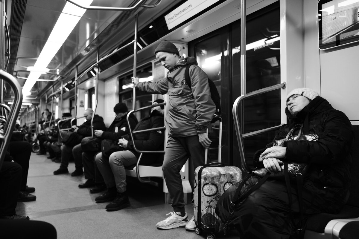©️Уличный фотограф Сергей Караваев, Fujifilm X-T4, Fujifilm XF 18mm f/1.4 R LM WR