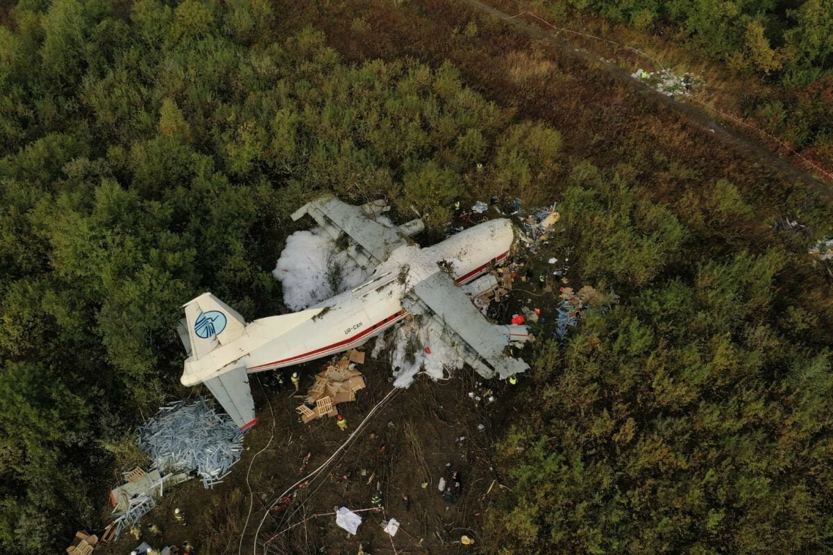 Лицензия на авиационную деятельность. Ссылка на услугу https://www.ulc.ru/licenzija-na-aviacionnuju-dejatelnost/