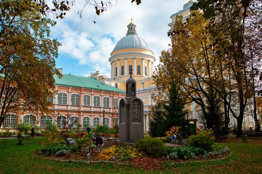 Александро невская лавра в питере фото