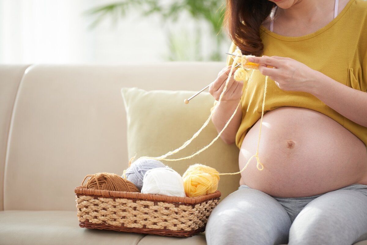 Рукоделие помогает мамочкам подготовиться к родам