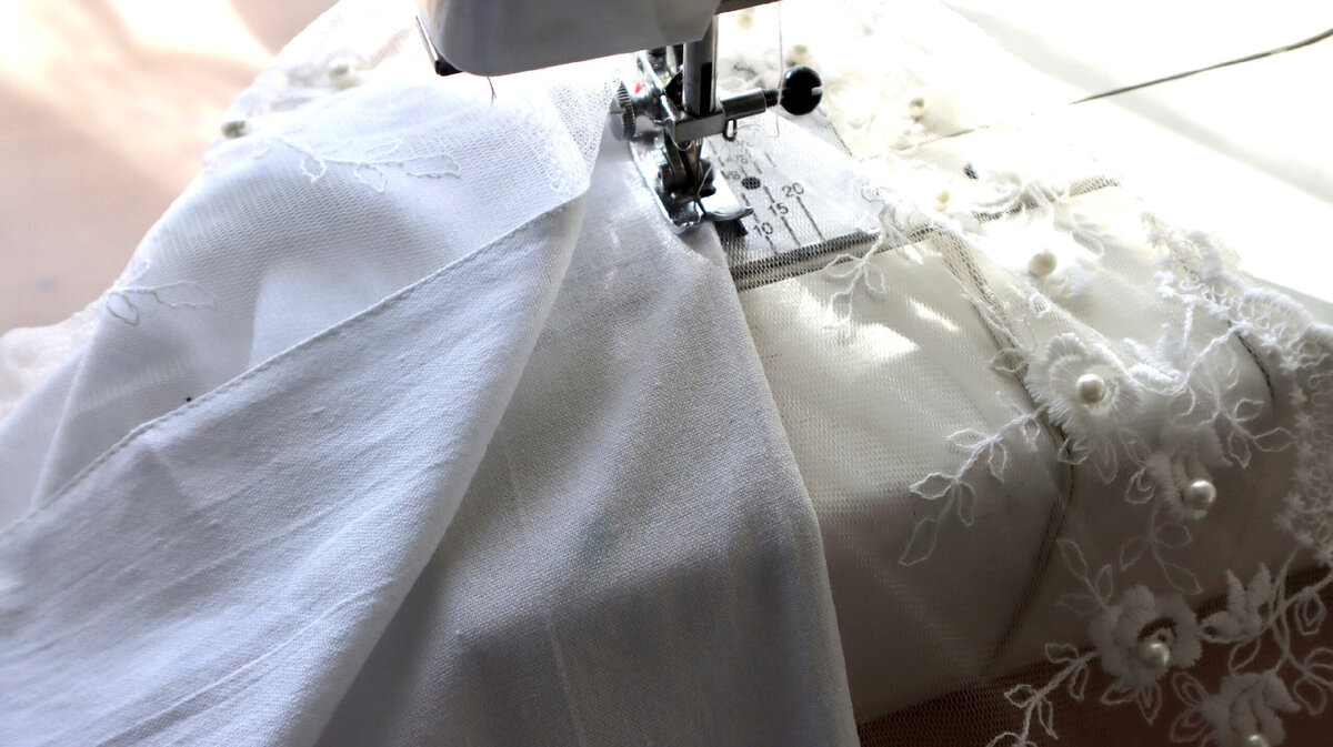 Листайте вправо 