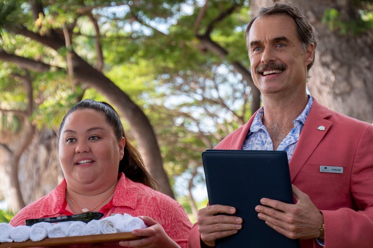  The White Lotus; комедия, детектив; 2021