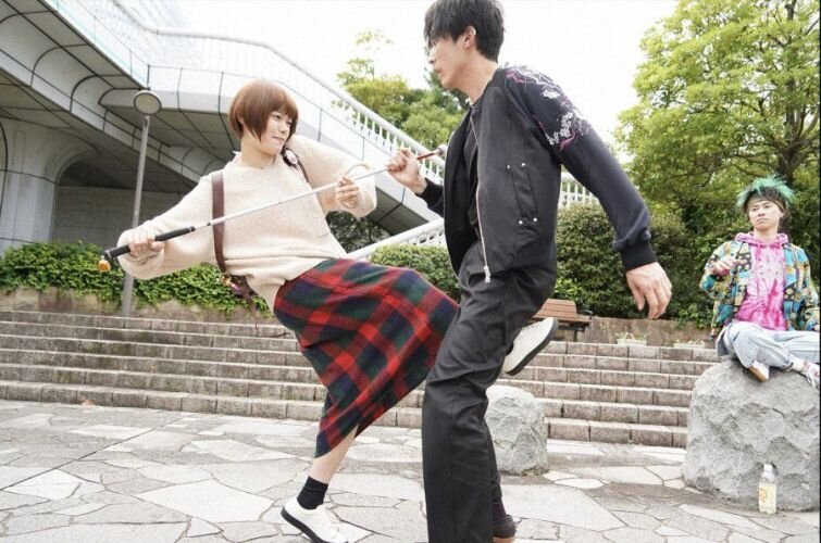 Кадр из дорамы «Это любовь: Хулиган и девушка с белой тростью / It's Love: Yankee-kun and White Cane Girl»