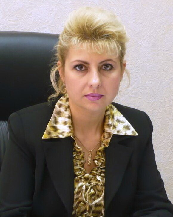Крылова Инна Геннадьевна, директор МАОУ "Средняя общеобразовательная школа города Билибино Чукотского автономного округа"