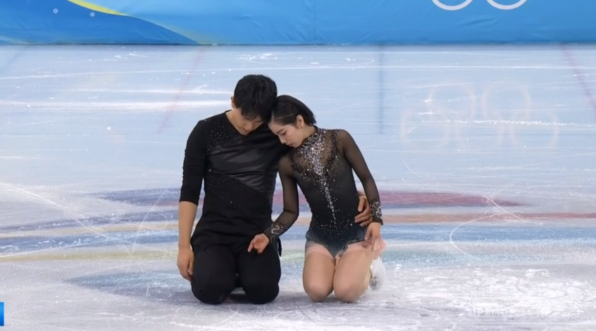 Произвольная спортивных пар