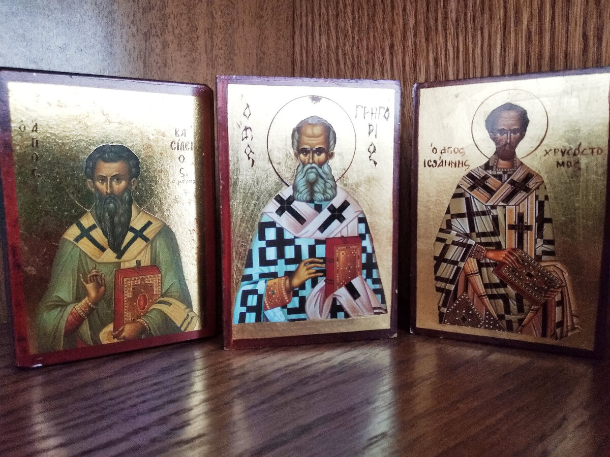 Святители Василий, Григорий и Иоанн. Домашние иконы автора