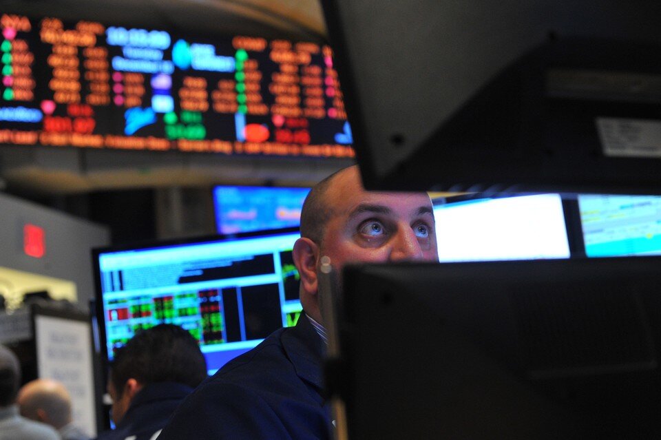     Глава Федеральной резервной системы США заявил о сложностях удержания экономики Америки от спада Евгения ГУСЕВА