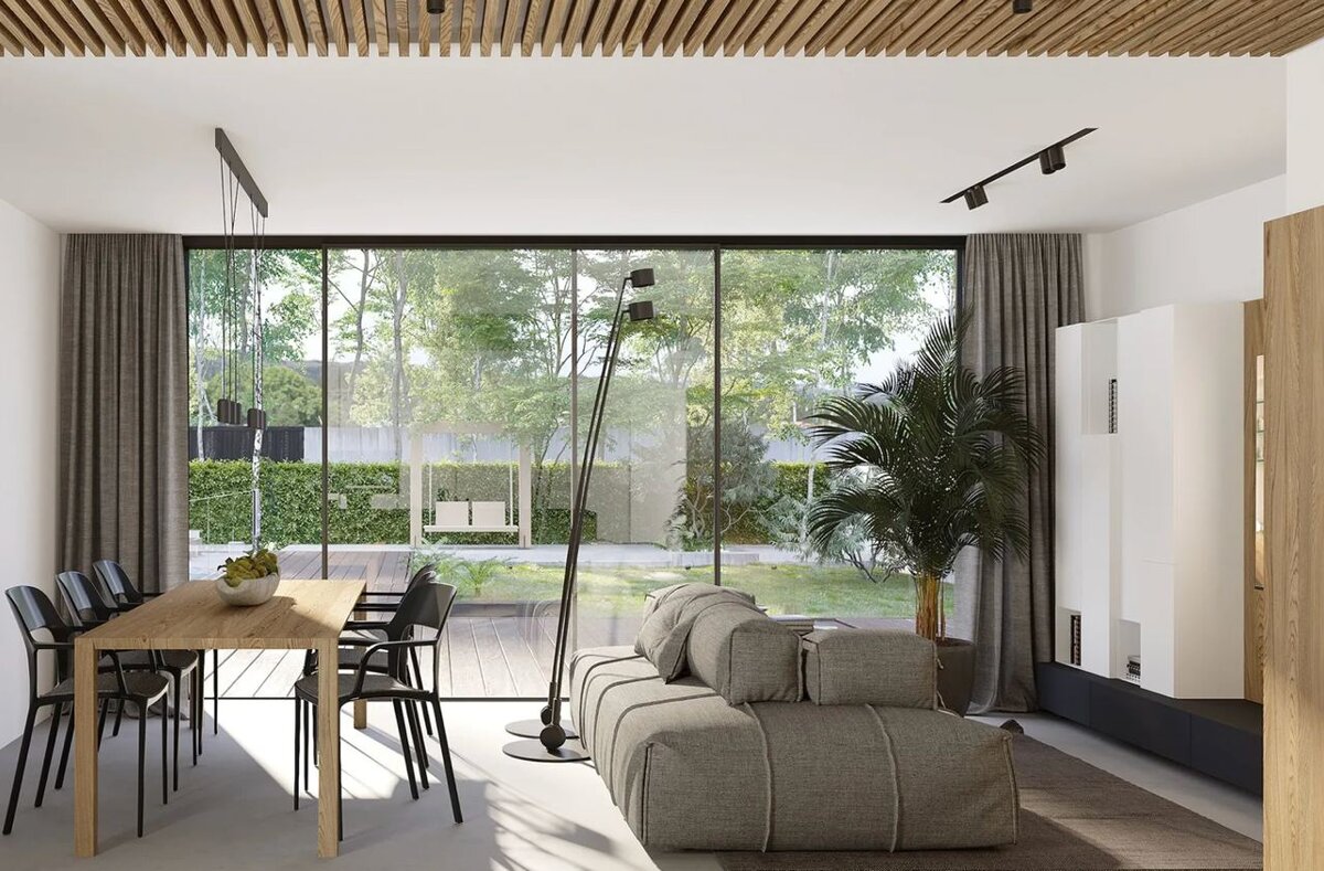 Вид из домика на территорию базы