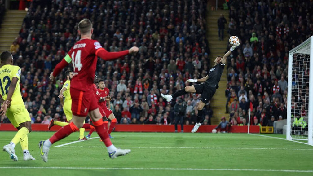 2 финала. жеребьёвка кубка россии. реал мадрид манчестер сити финал. сетка плей офф с полуфинала. ливерпуль боруссия 1977.