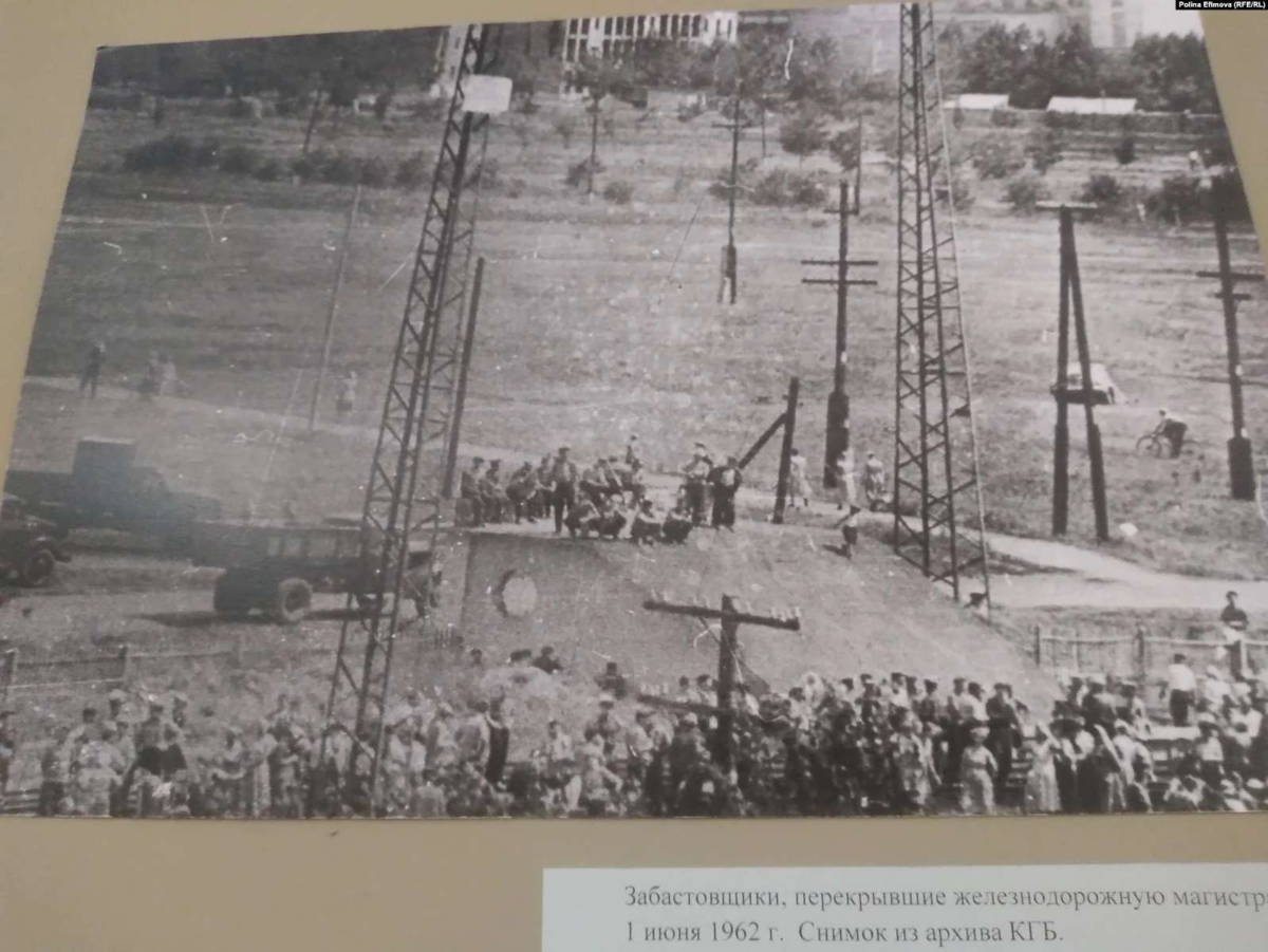 Восстание в Новочеркасске в 1962. Новочеркасск восстание рабочих 1962. Забастовка в Новочеркасске в 1962. 1962 Новочеркасская трагедия.