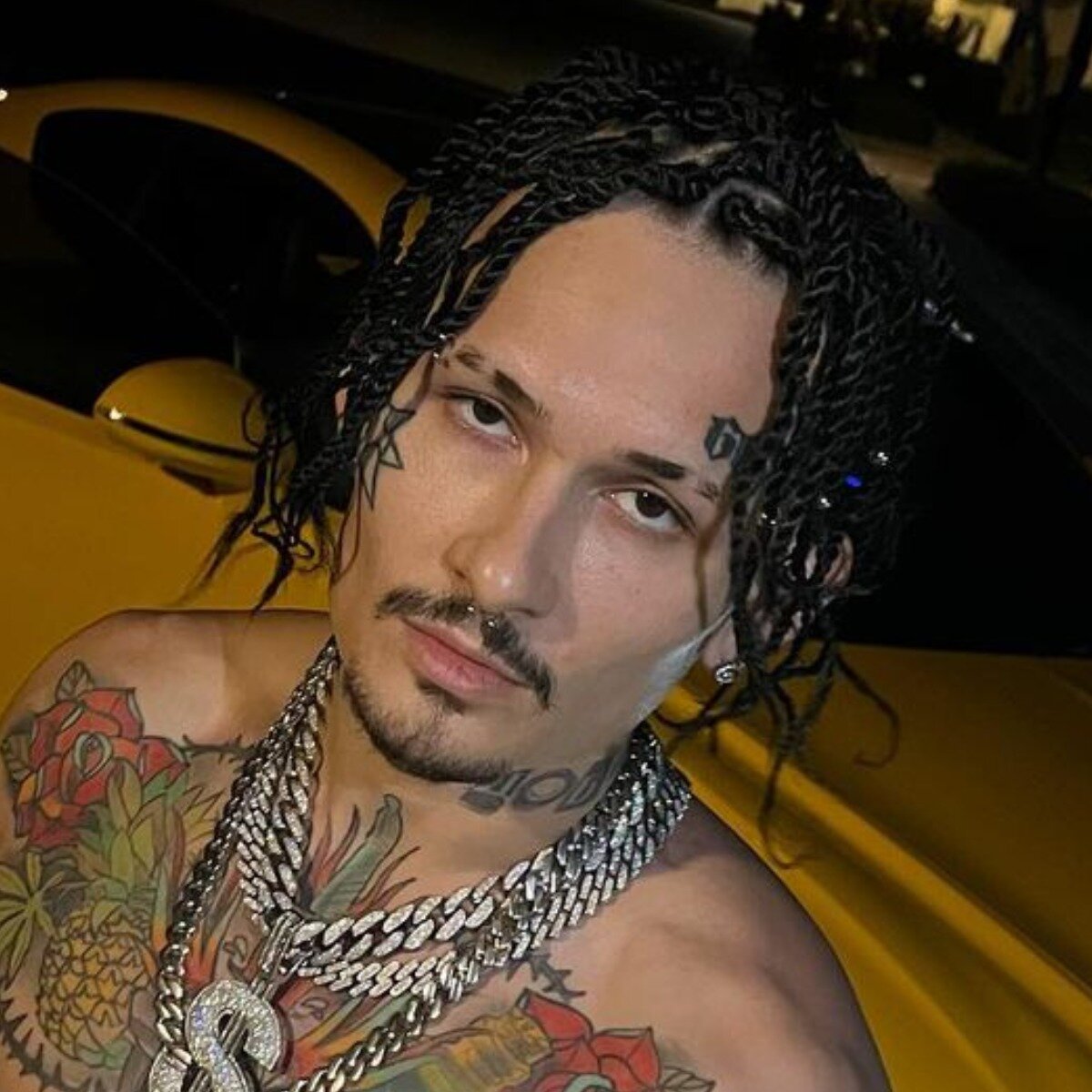 Красивые черты лица? Только честно