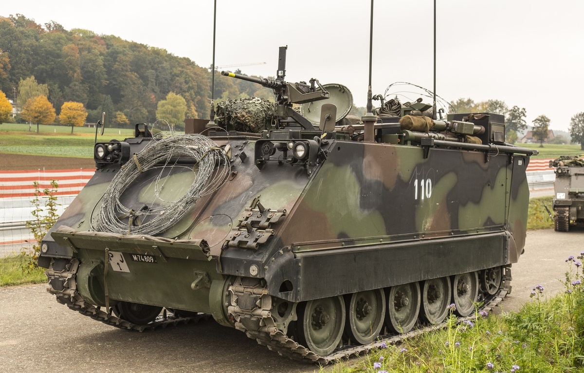  8 мая Министерство обороны Португалии приняло решение передать Украине 15 БМП M113 и 5 гаубиц M114, сообщает Nascer do SOL.