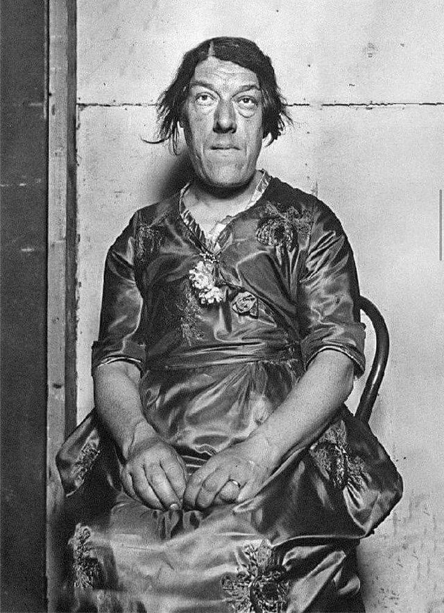 Мэри Энн Биван. 