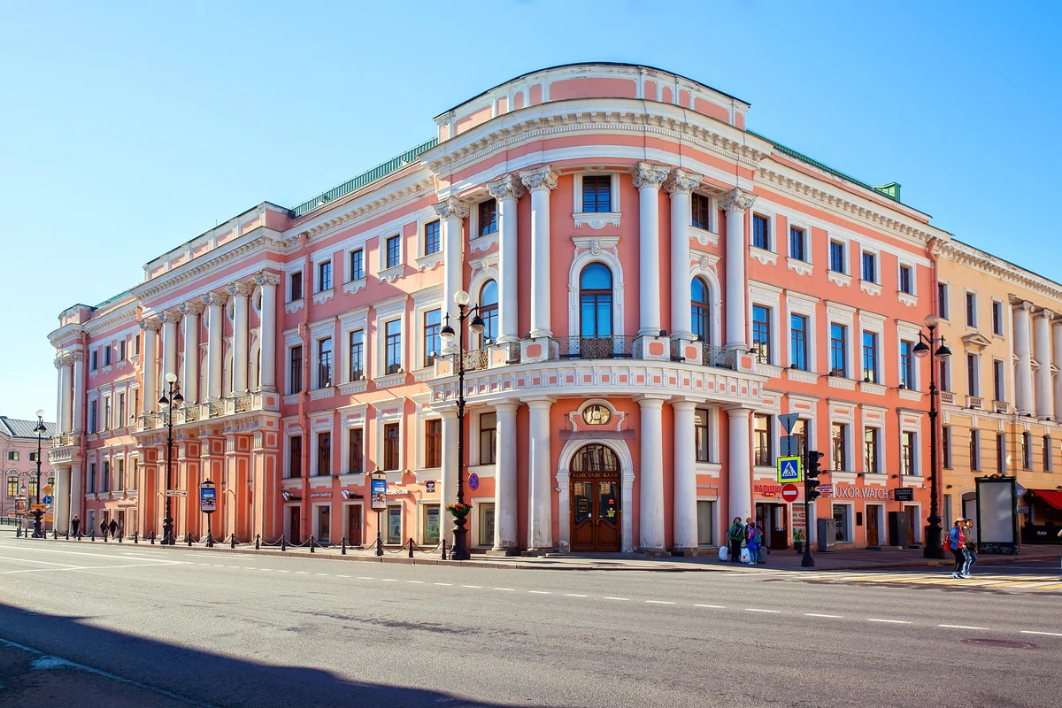 Планета искусств санкт петербург. Дом Чичерина на Невском проспекте, 15. Дом Чичерина в Санкт-Петербурге на Невском. Дом Елисеевых на Невском проспекте 15. Дворец Чичерина.