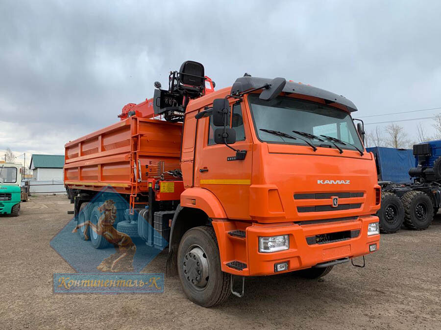 Самосвал с КМУ Kanglim KS1256 на шасси Камаз-65111