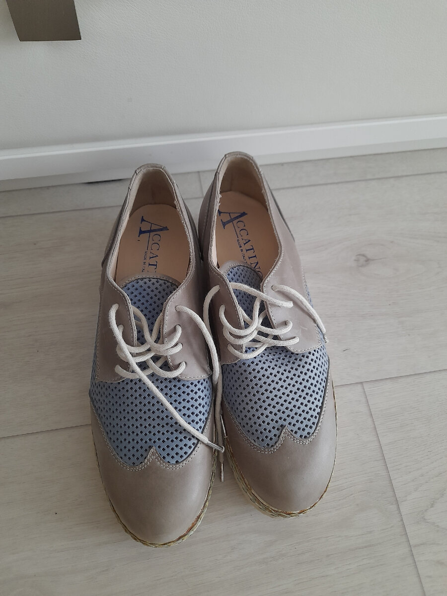 Обожаю белую кожу внутри обуви