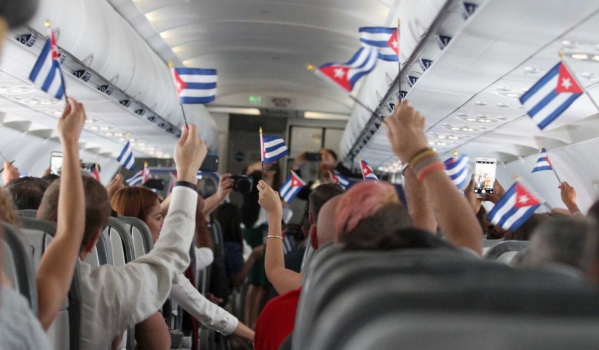 Летать сейчас. Аэропорт Варадеро Куба. Куба самолет. Перелет на Кубу. Самолет на Кубу.