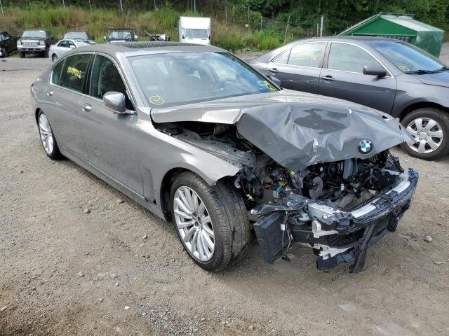 Большинство автомобилей на аукционах имеют пометку "salvage title"