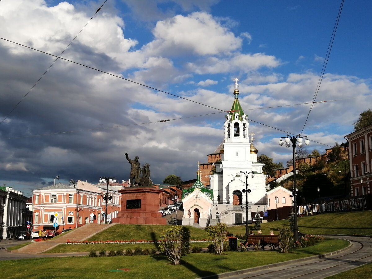 Площадь народного единства в Нижнем Новгороде