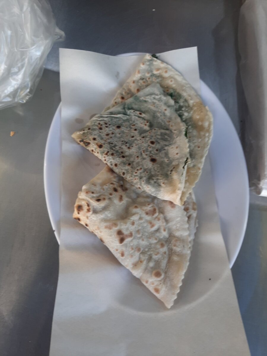 Кутаб с мясом и зеленью