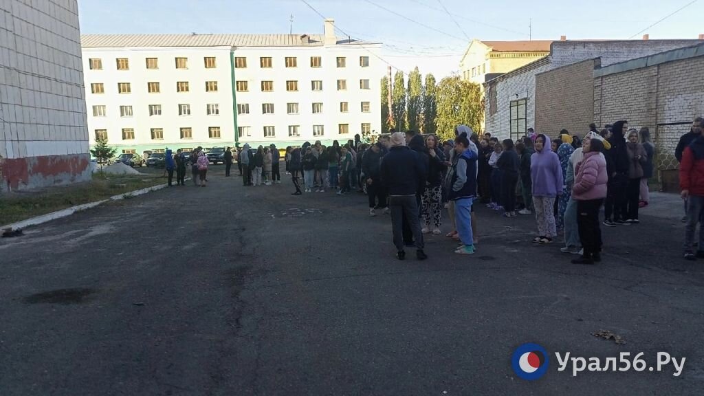    В Оренбурге снова эвакуировали ОГПУ и общежитие ОГАУ