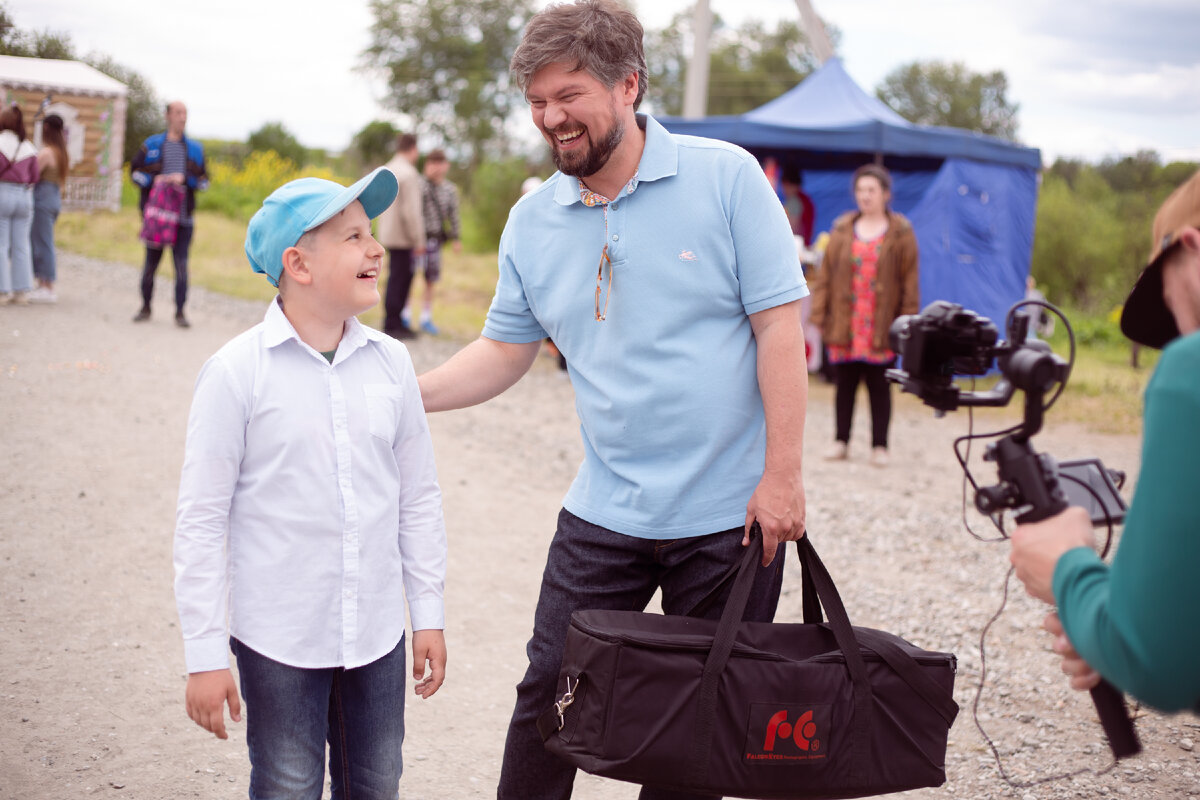 Герои: Влад и его папа