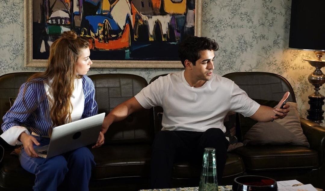 Пријатељство главних глумаца најпопуларније турске серије ове јесени "Кингфисхер"